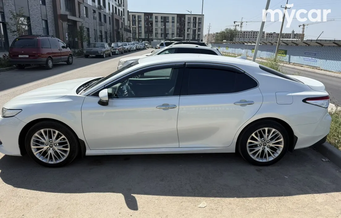 Toyota Camry 2018