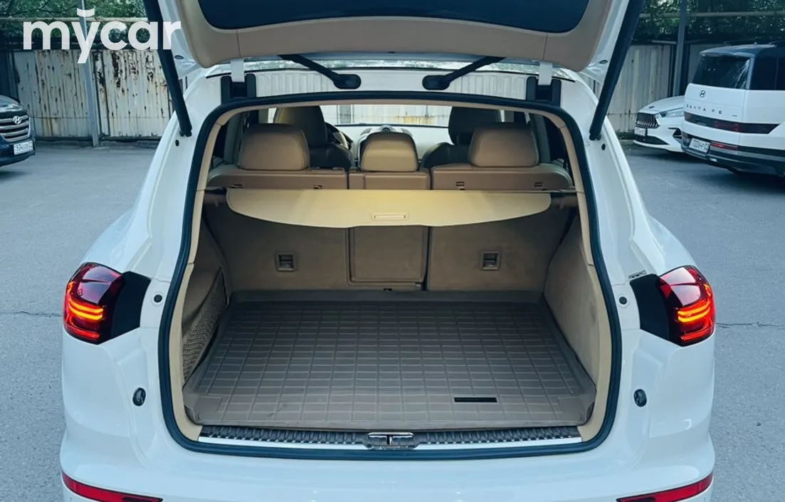 Porsche Cayenne 2016