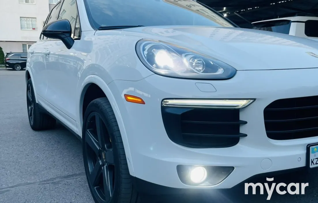 Porsche Cayenne 2016