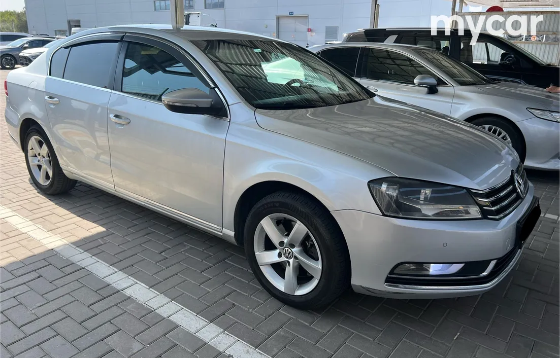 Volkswagen Passat 2011