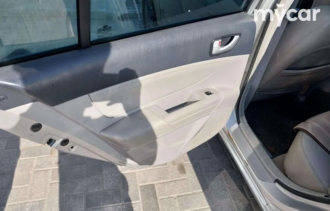 Hyundai Sonata 2005