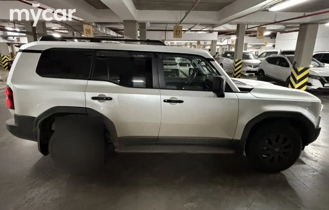 Toyota Land Cruiser Prado 2023