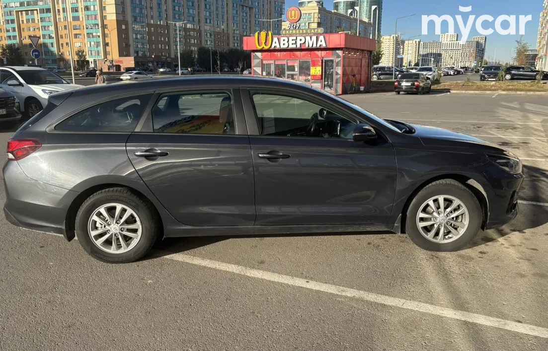 Hyundai i30 2023