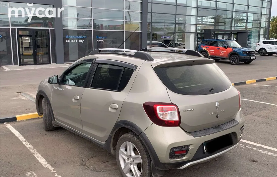 Renault Sandero 2015