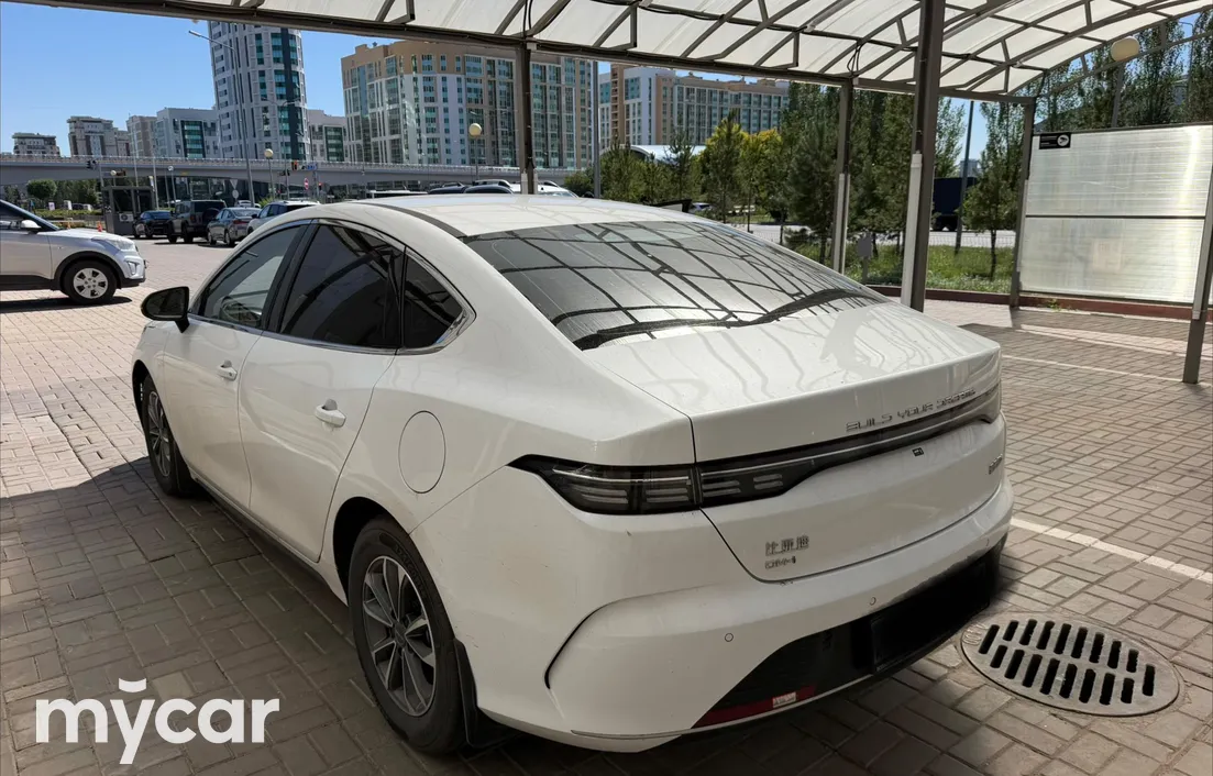 BYD Destroyer 05 2025