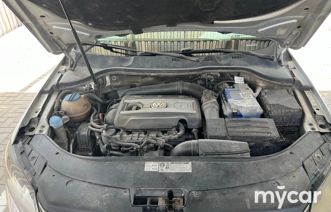 Volkswagen Passat 2011