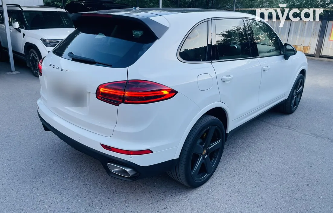Porsche Cayenne 2016