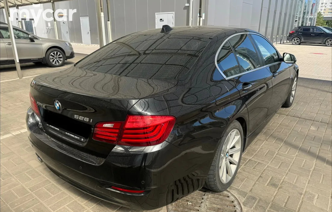 BMW 5 серия 2015