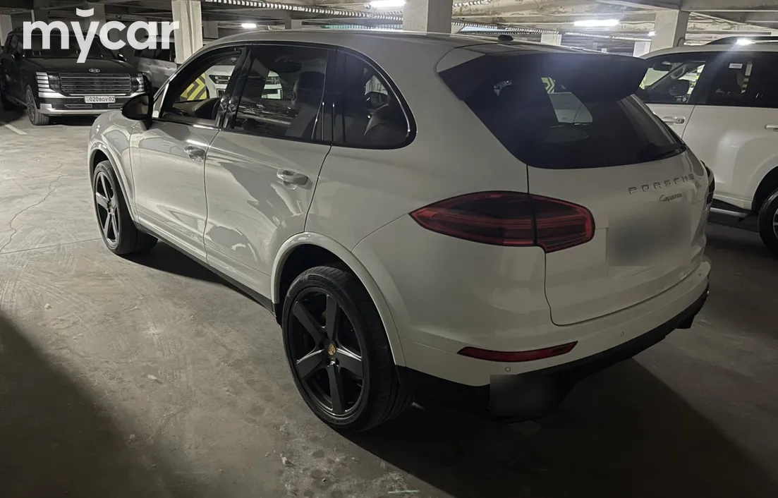 Porsche Cayenne 2016
