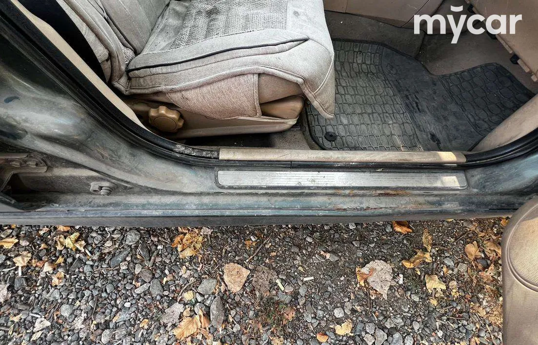 Nissan Primera 1999