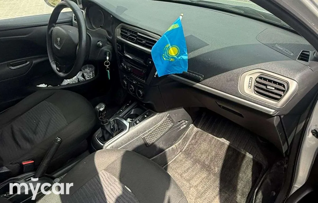 Peugeot 301 2016