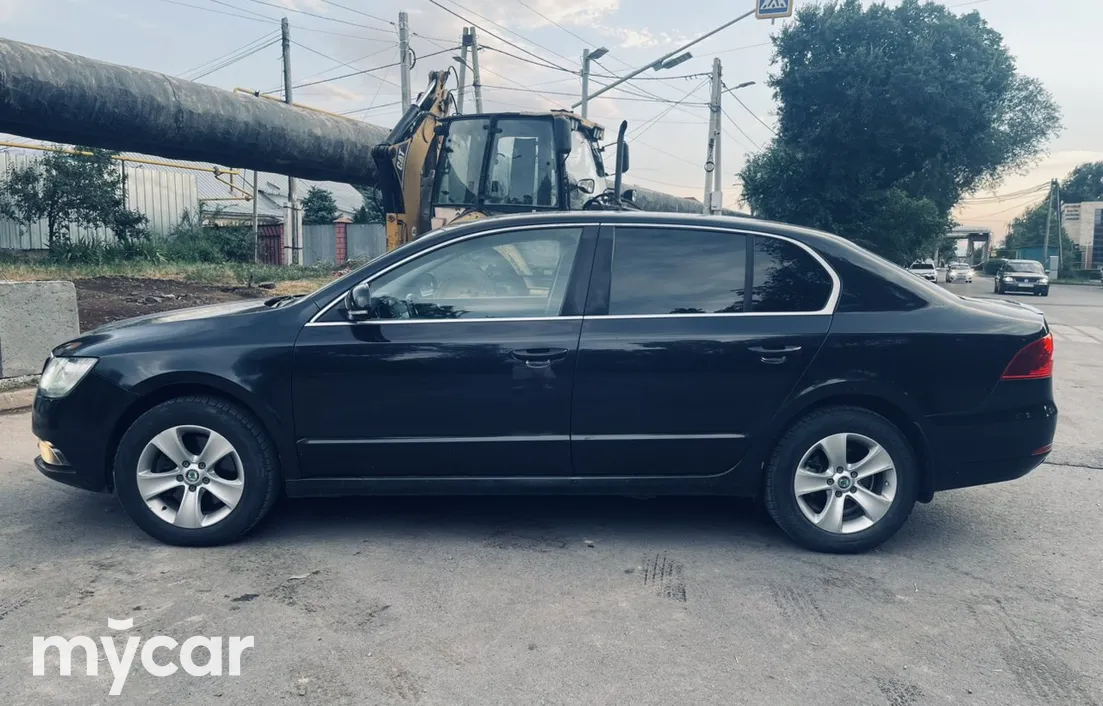 Skoda Superb 2013