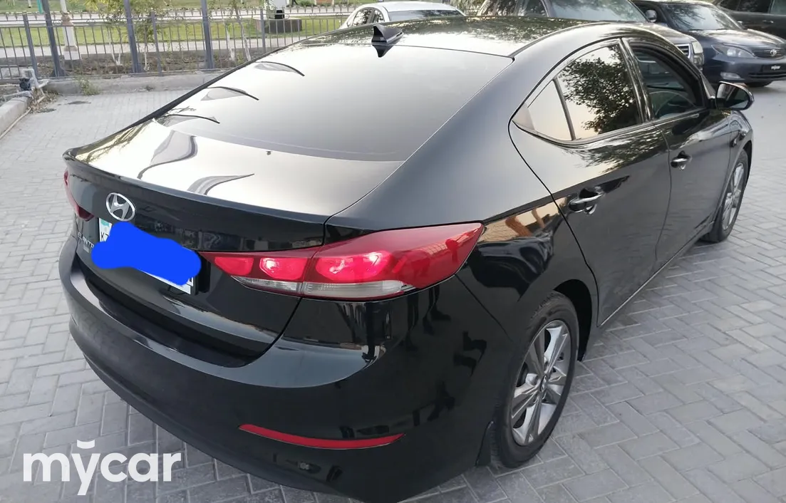 Hyundai Elantra 2017