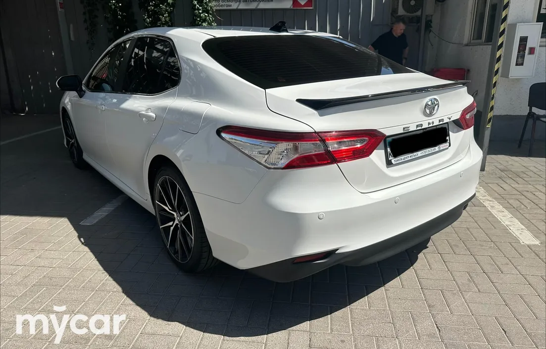 Toyota Camry 2022