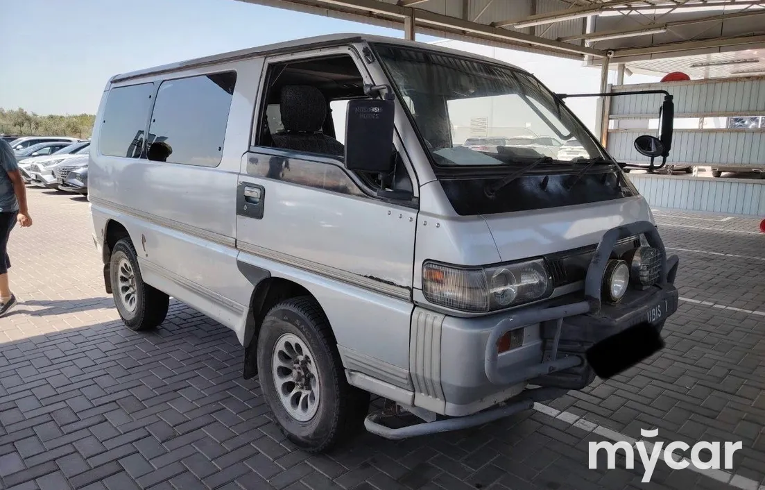 Mitsubishi Delica 1994