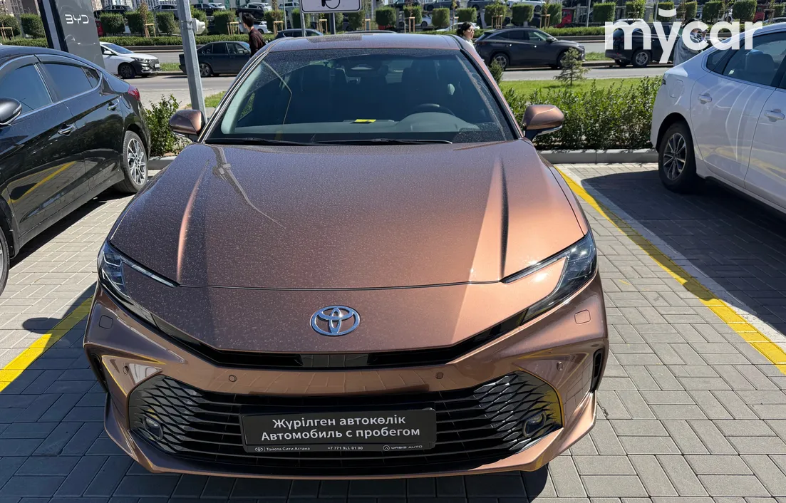 Toyota Camry 2025