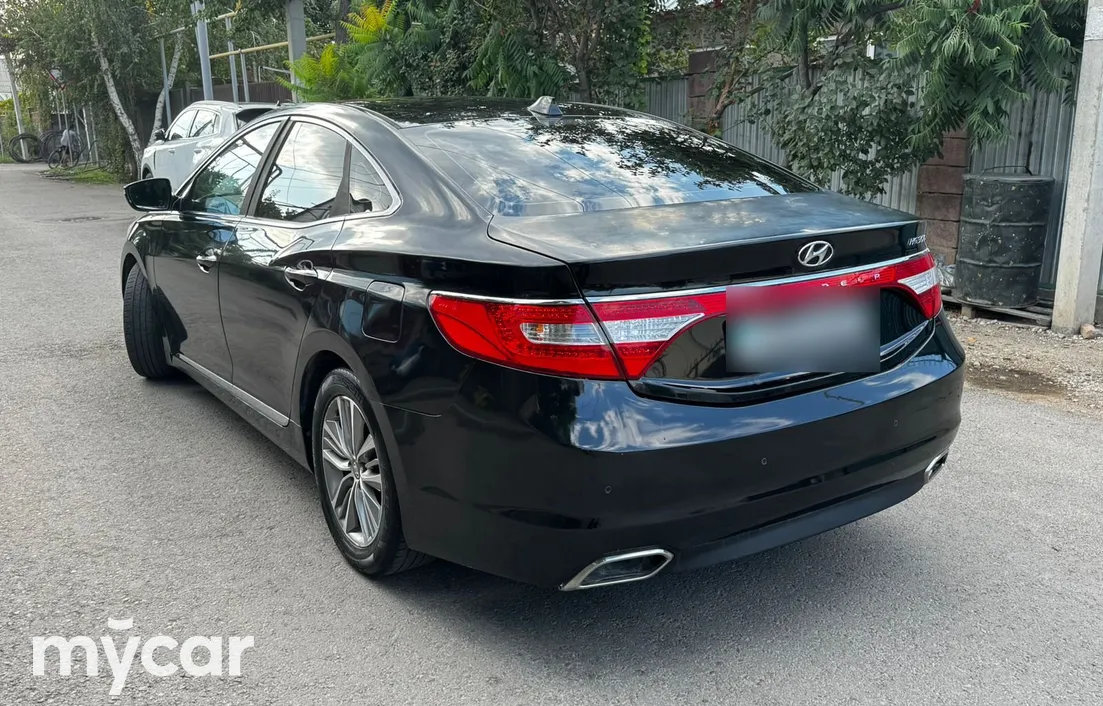 Hyundai Grandeur 2015