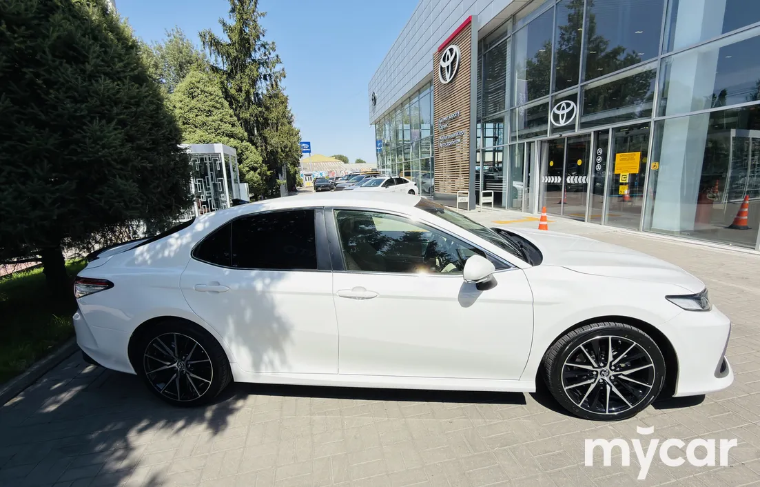 Toyota Camry 2022