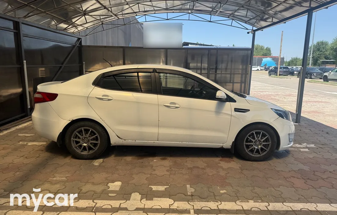 Kia Rio 2013