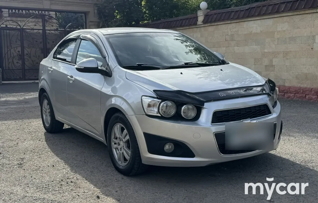 Chevrolet Aveo 2015