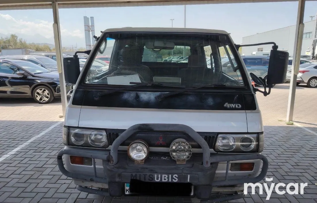 Mitsubishi Delica 1994