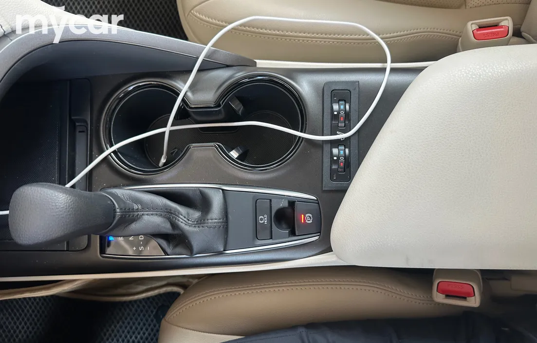 Toyota Camry 2022