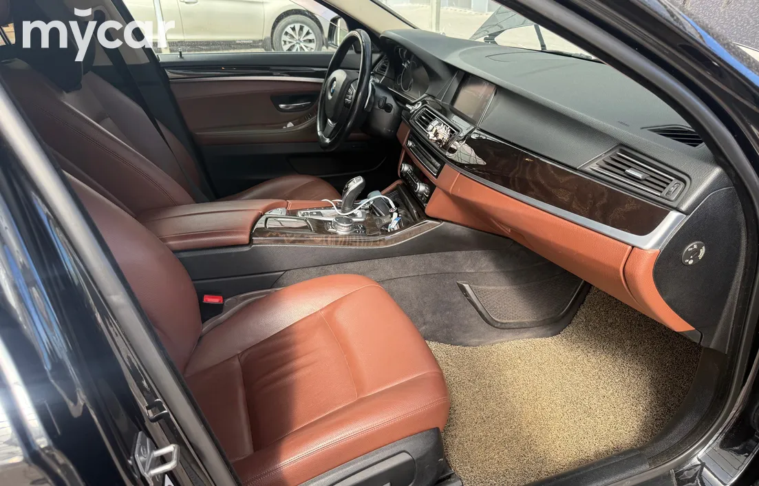 BMW 5 серия 2015