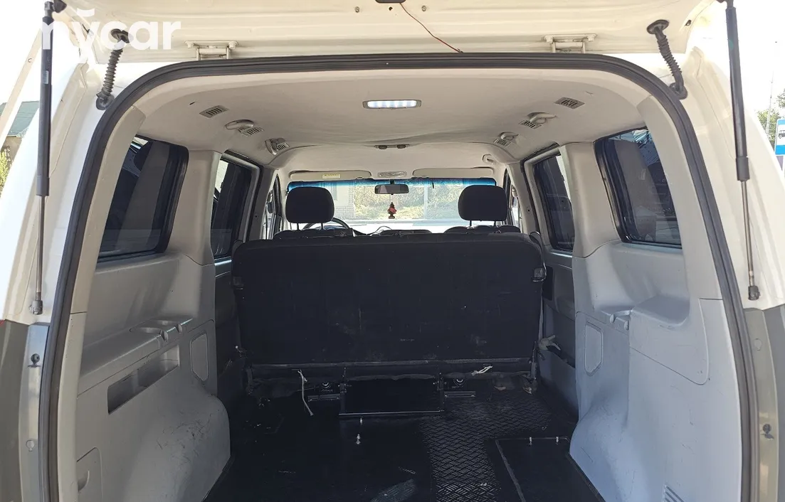 Hyundai Grand Starex 2014