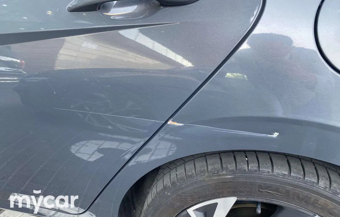 Hyundai Elantra 2024