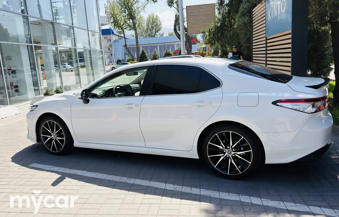 Toyota Camry 2022