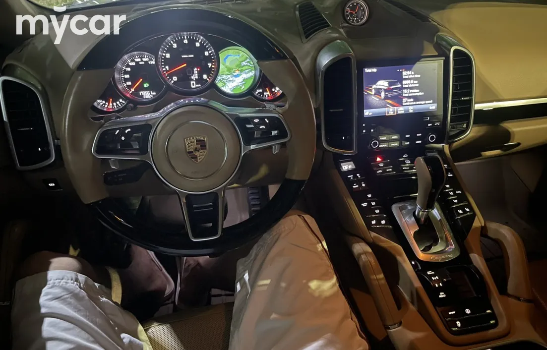 Porsche Cayenne 2016