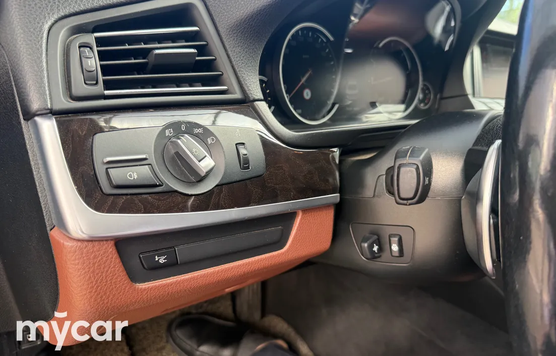BMW 5 серия 2015