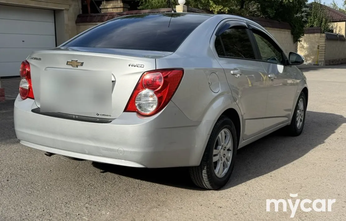 Chevrolet Aveo 2015