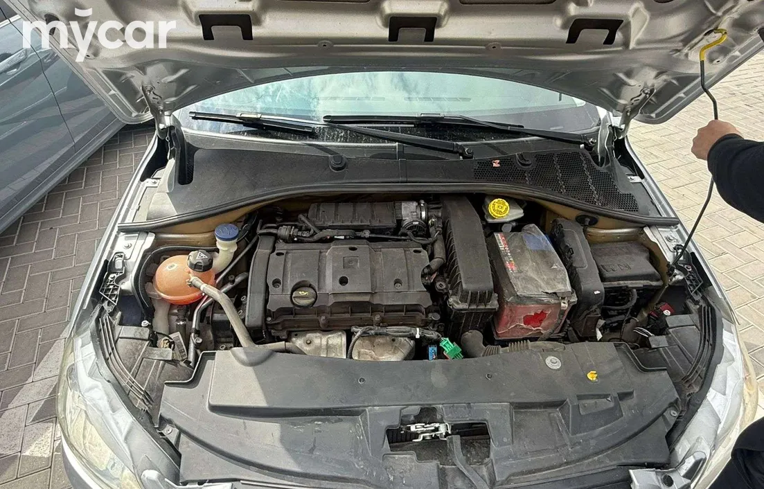 Peugeot 301 2016