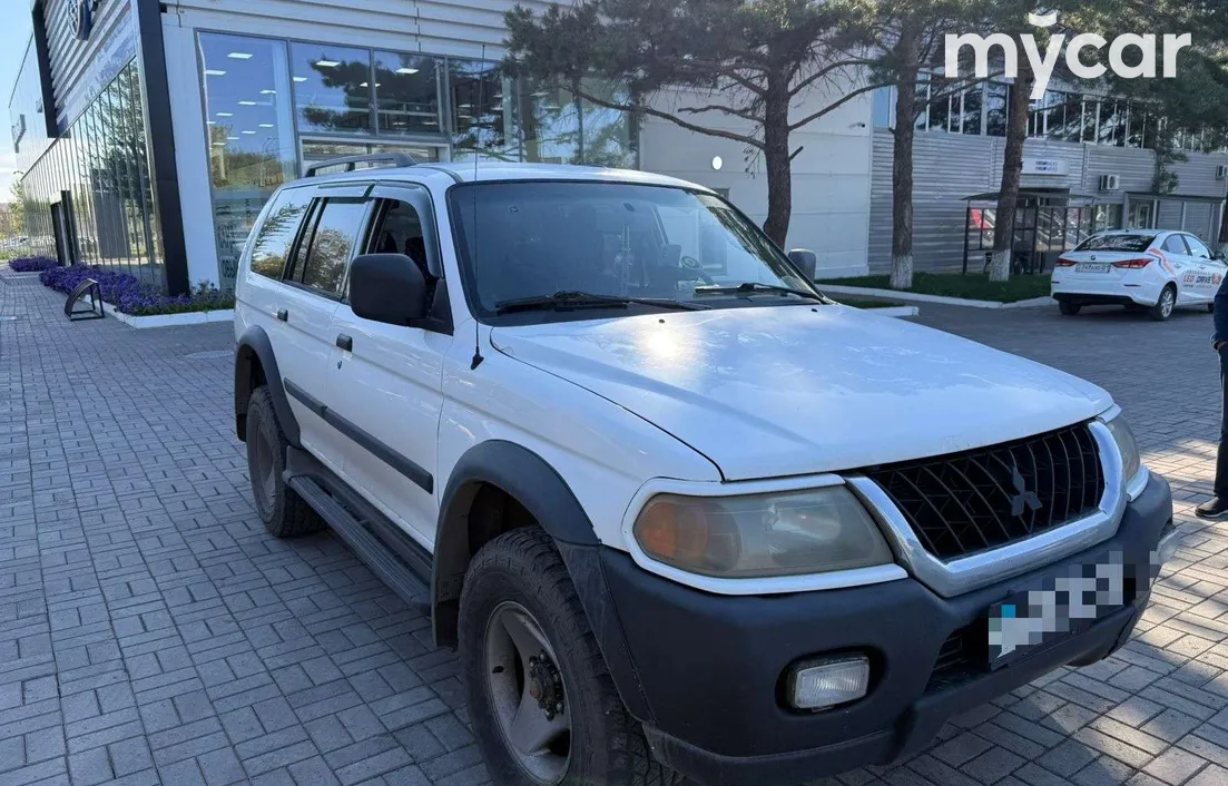 Mitsubishi Montero Sport 2001