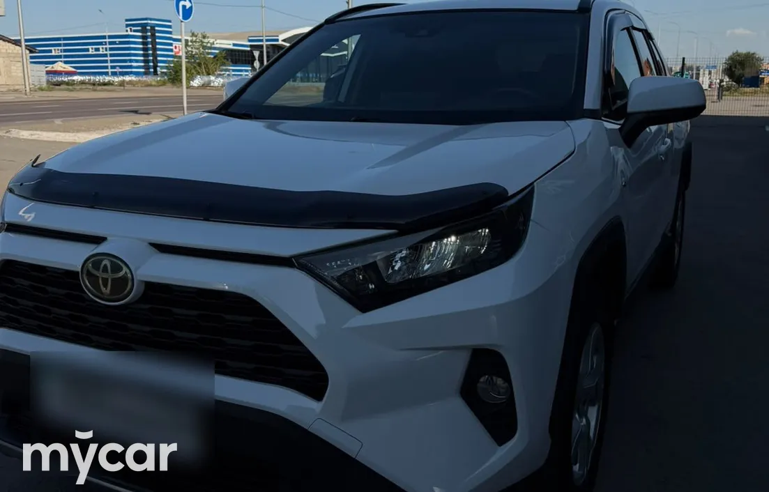 Toyota RAV4 2021