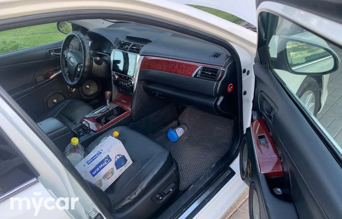 Toyota Camry 2013