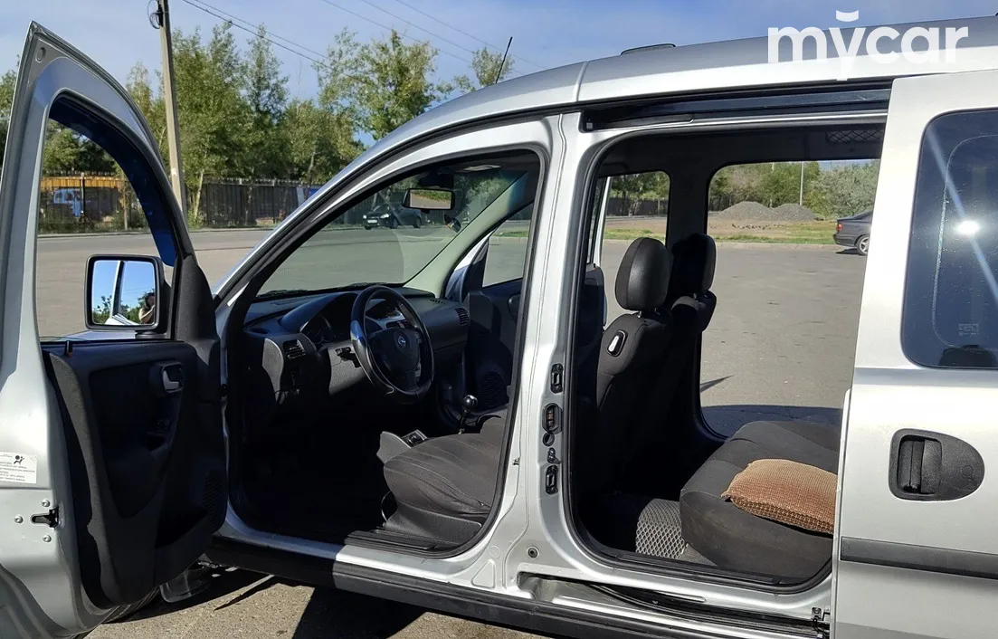 Opel Combo 2005