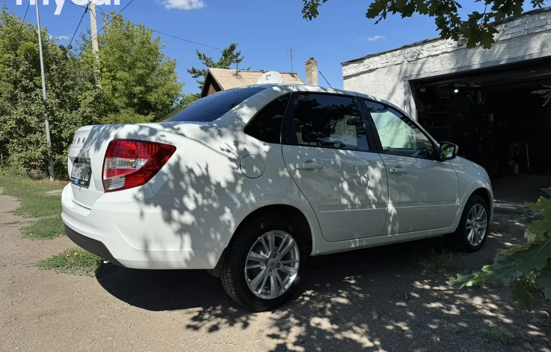 LADA Granta 2024
