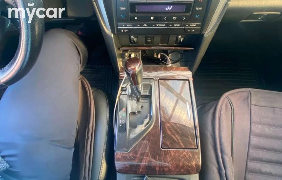 Toyota Camry 2015