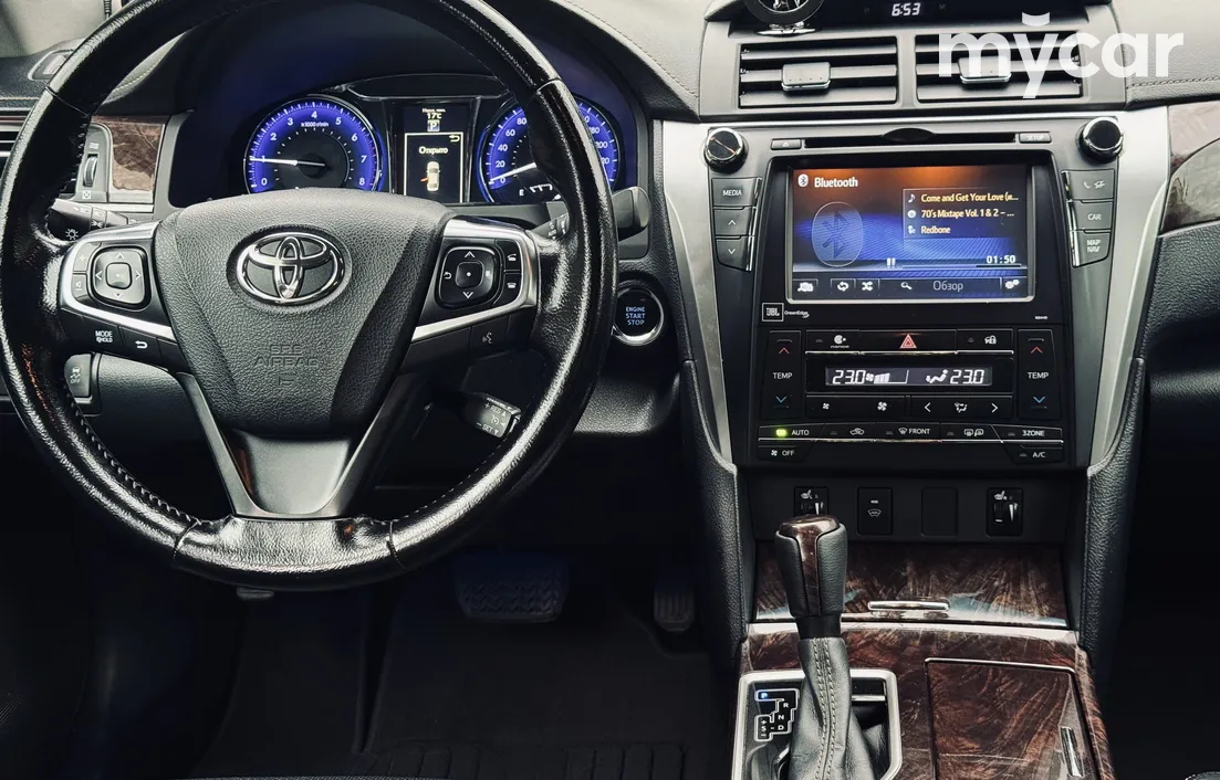 Toyota Camry 2016