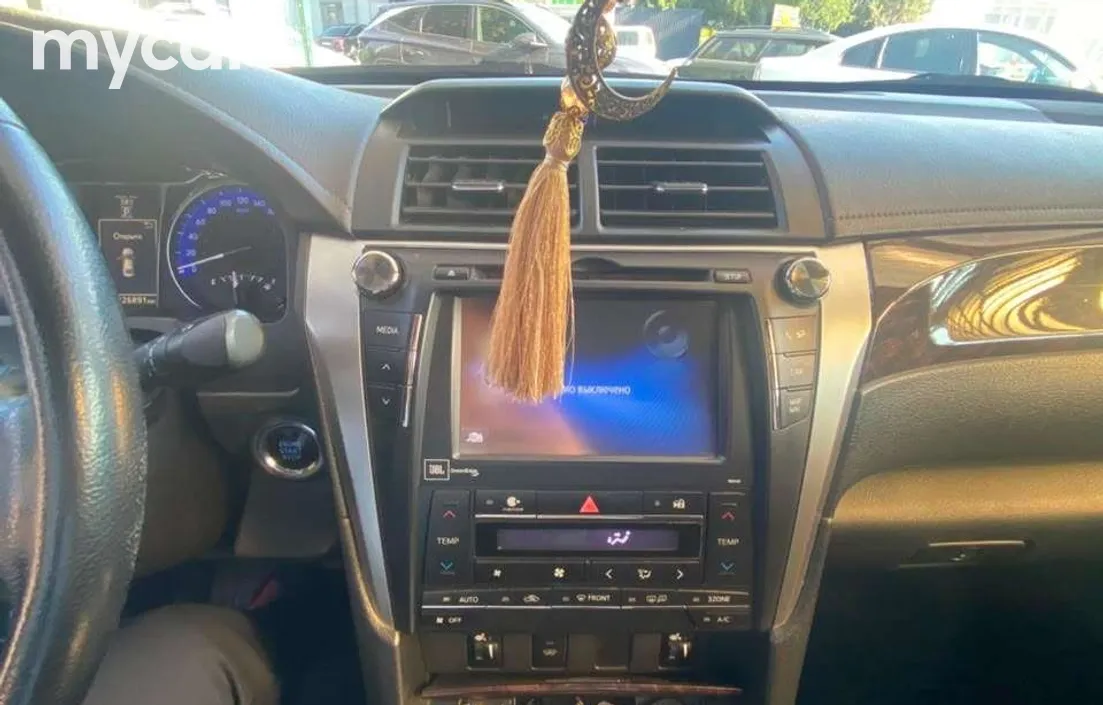 Toyota Camry 2015