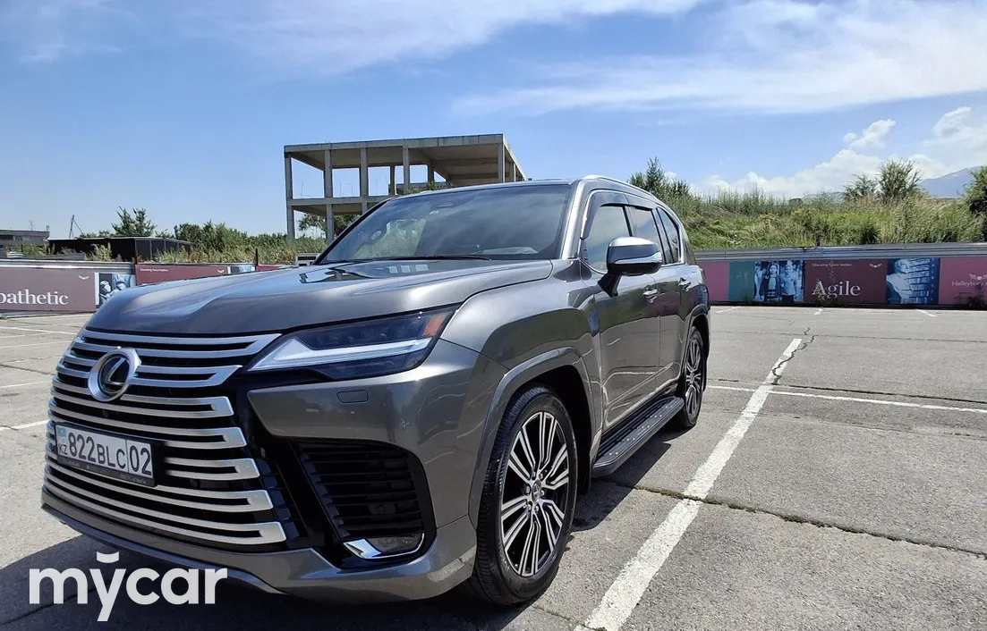 Lexus LX 2025