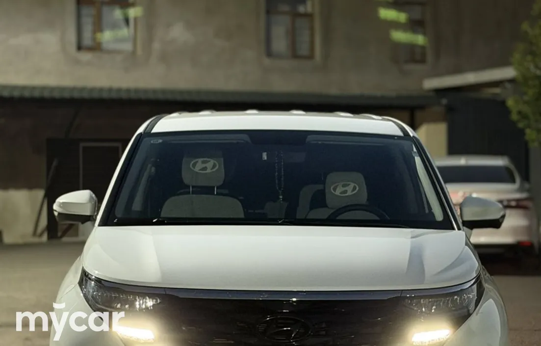 Hyundai Custin 2024