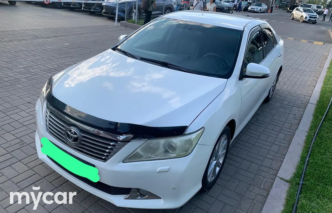 Toyota Camry 2013
