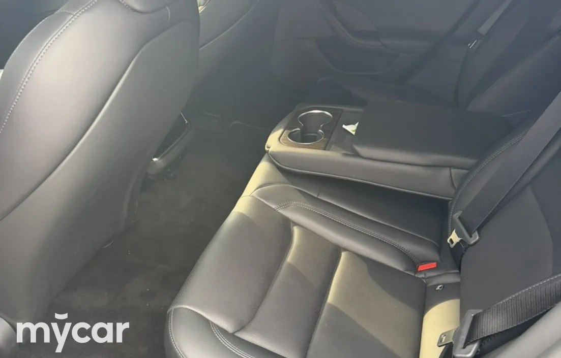 Tesla Model S 2021