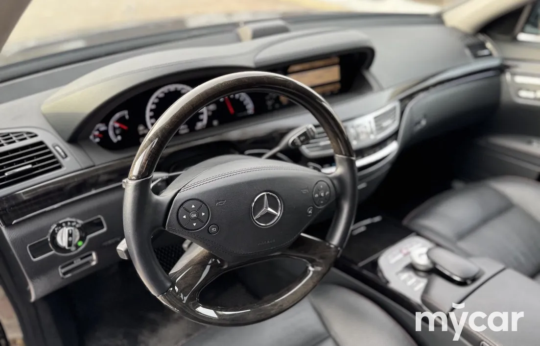 Mercedes-Benz S-Класс 2012