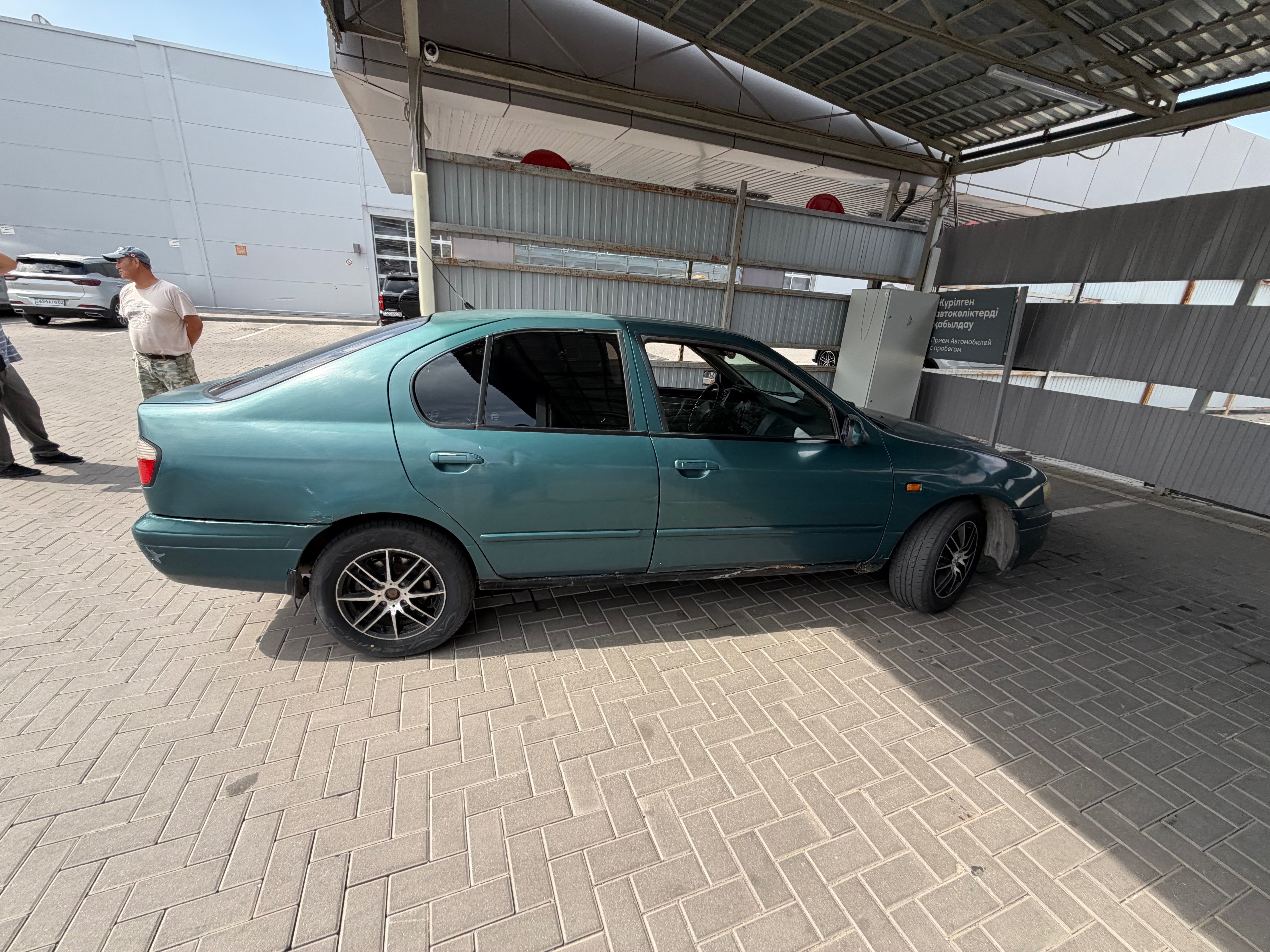 Nissan Primera 1998