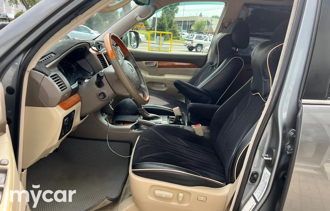 Lexus GX 2004