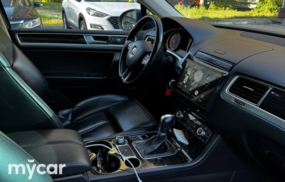 Volkswagen Touareg 2014